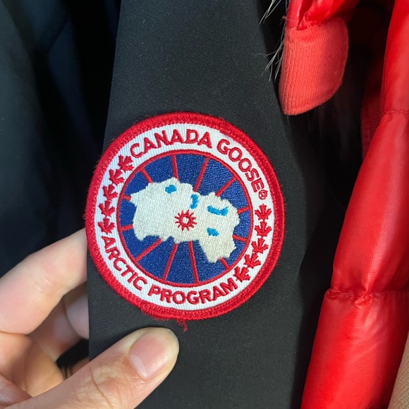 Canada goose Kensington Parka XS - Picture 13 of 13